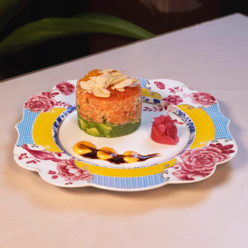 TARTARA DE SALMÃO GOSTOSO